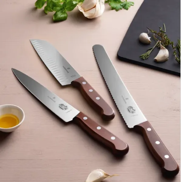 Noži Victorinox Wood